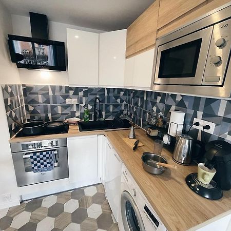 New: Appartement Tout Confort + Parking Gratuit Amiens Luaran gambar