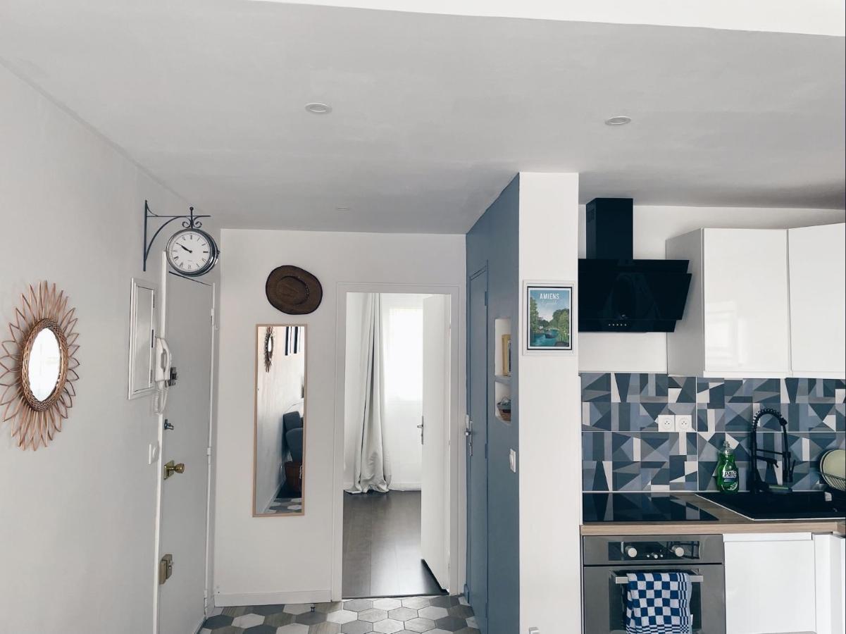 New: Appartement Tout Confort + Parking Gratuit Amiens Luaran gambar